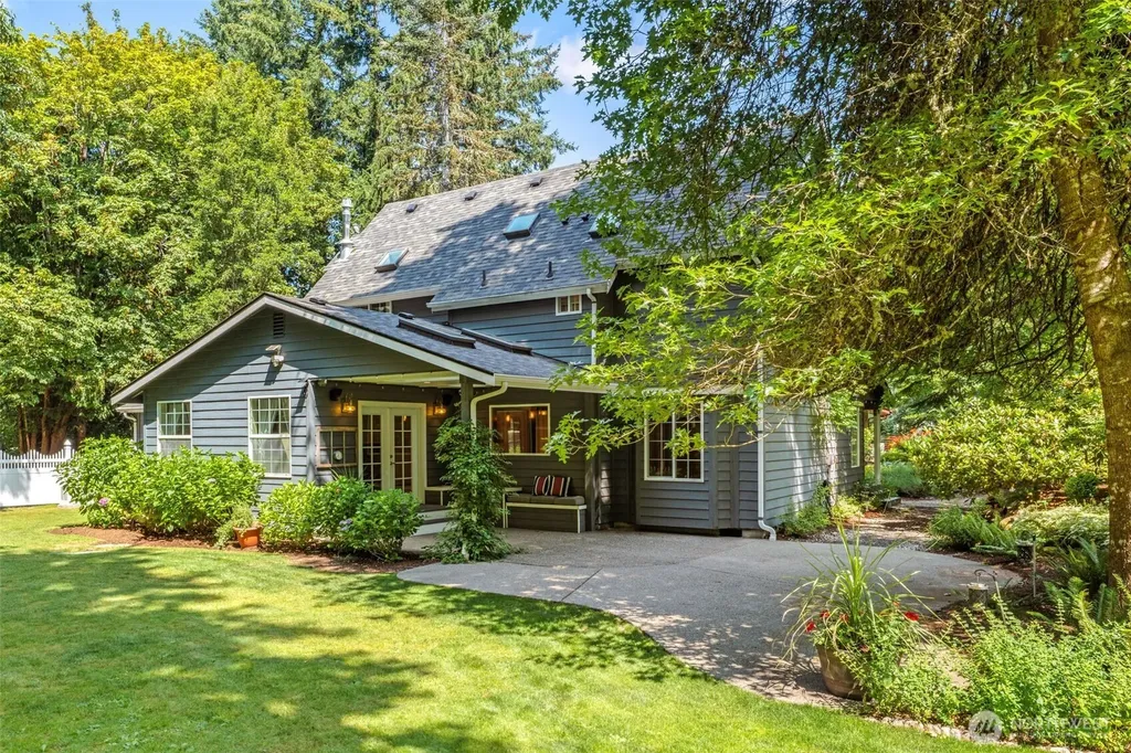 6808 Old Forest Lane SE Tumwater WA 98501