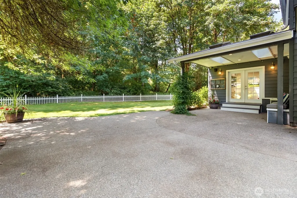 6808 Old Forest Lane SE Tumwater WA 98501