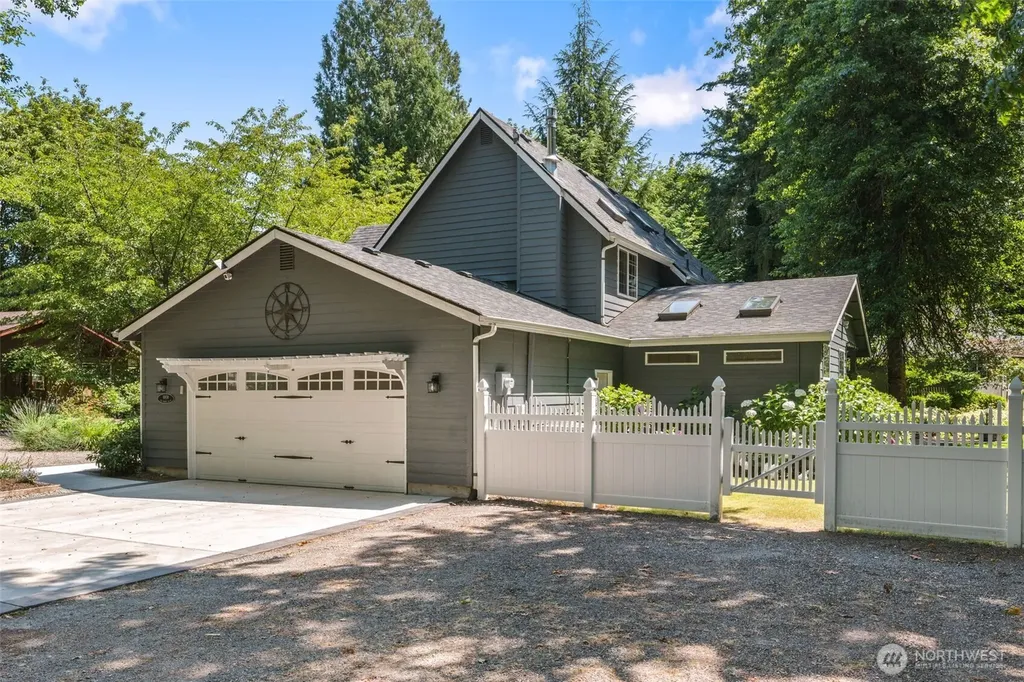 6808 Old Forest Lane SE Tumwater WA 98501