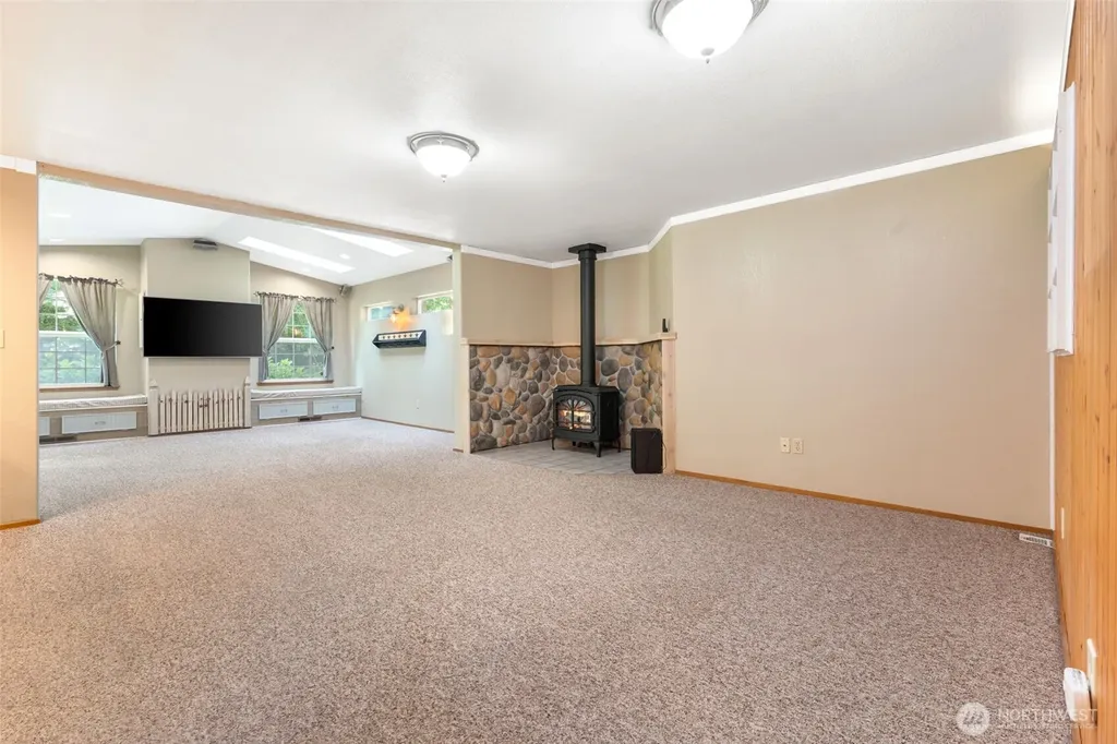 6808 Old Forest Lane SE Tumwater WA 98501