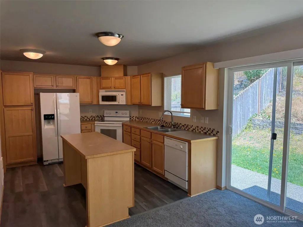 28202 241st Avenue SE Maple Valley WA 98038