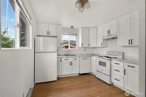 475 Houser Way S Renton WA 98057