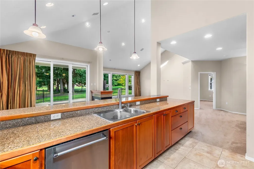6833 Fairway Lane SE Olympia WA 98501