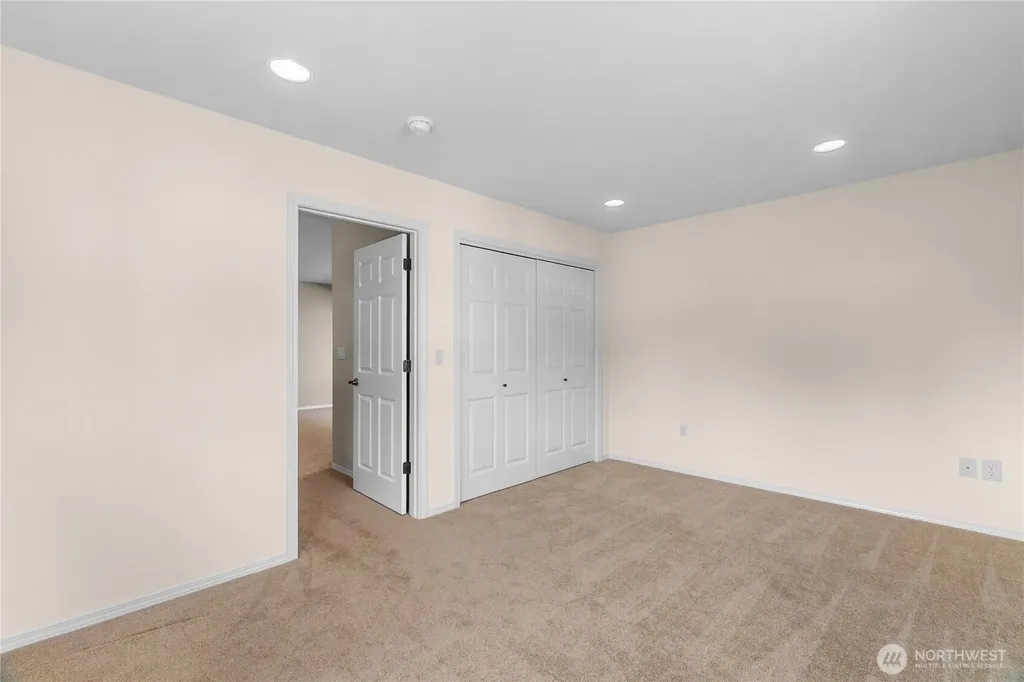 6833 Fairway Lane SE Olympia WA 98501