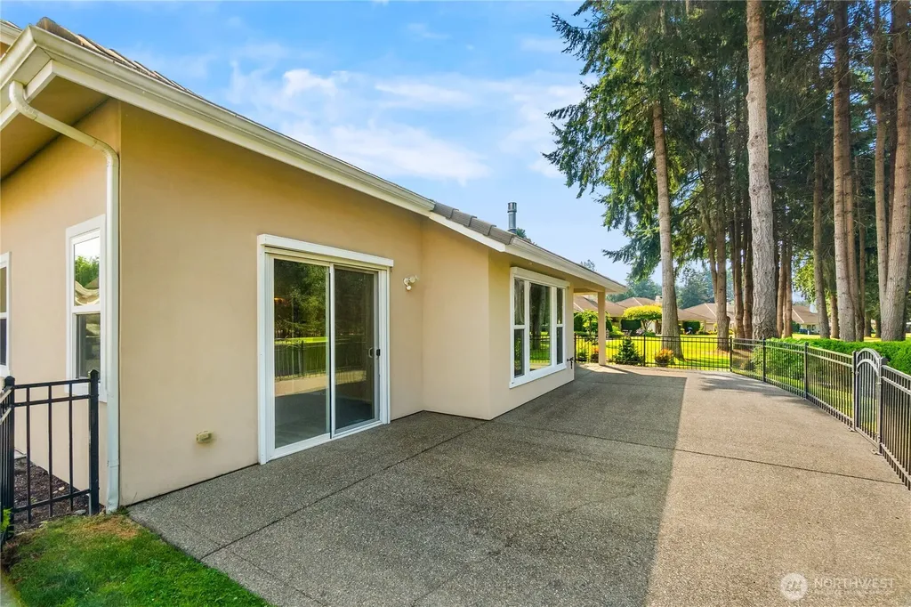 6833 Fairway Lane SE Olympia WA 98501