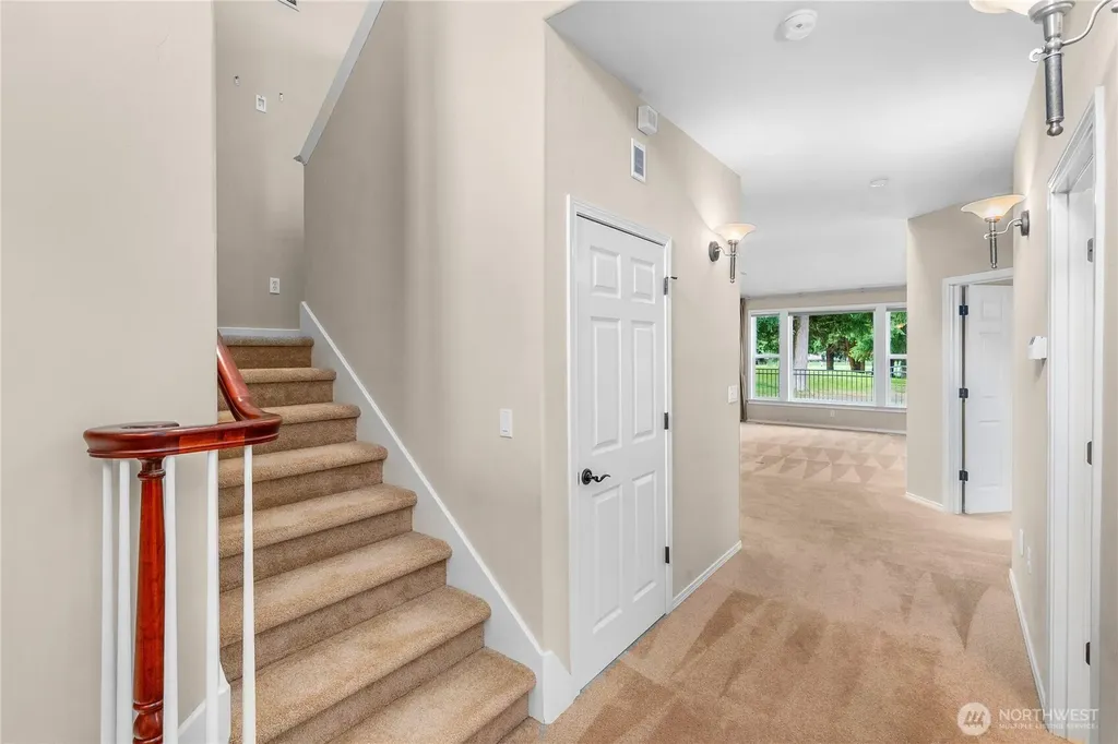 6833 Fairway Lane SE Olympia WA 98501