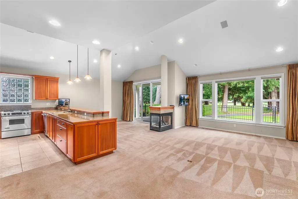 6833 Fairway Lane SE Olympia WA 98501