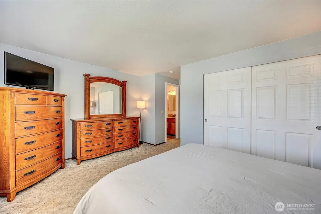 29707 32nd Place S Auburn WA 98001