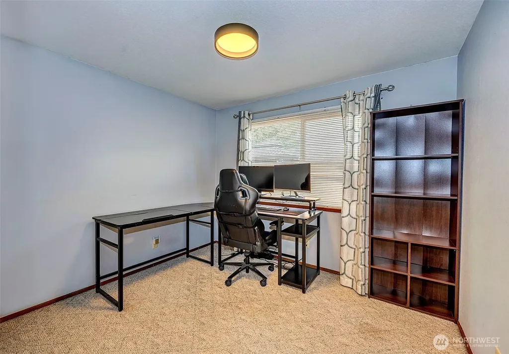 29707 32nd Place S Auburn WA 98001