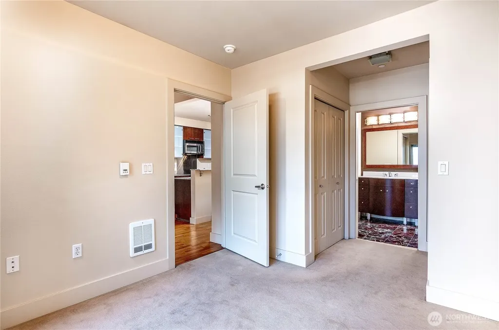 159 Denny Way Seattle WA 98109