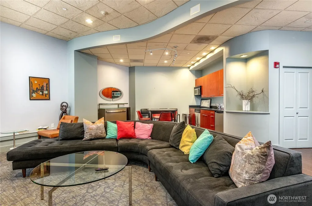 159 Denny Way Seattle WA 98109