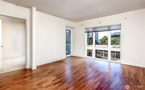 159 Denny Way Seattle WA 98109