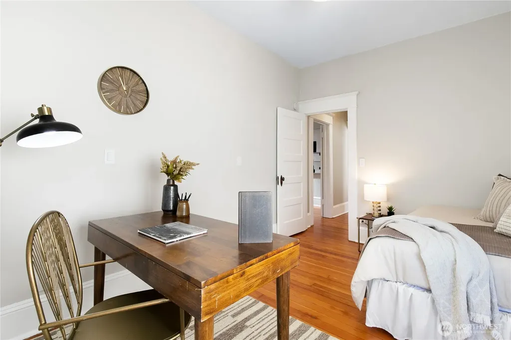 807 27th Avenue Seattle WA 98122