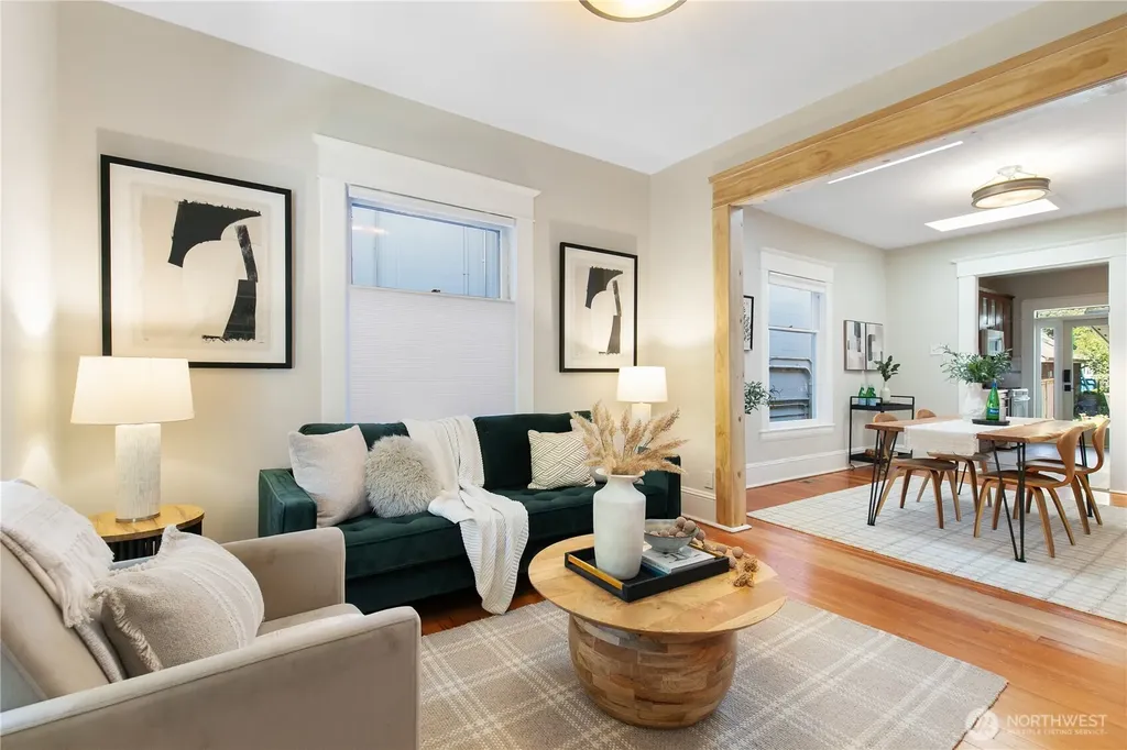 807 27th Avenue Seattle WA 98122