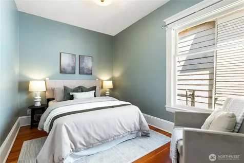 807 27th Avenue Seattle WA 98122
