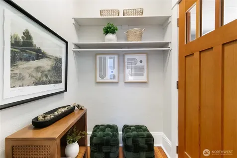 807 27th Avenue Seattle WA 98122