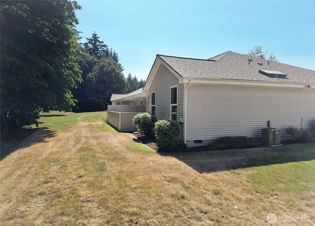 8819 69th Court St SW Lakewood WA 98498