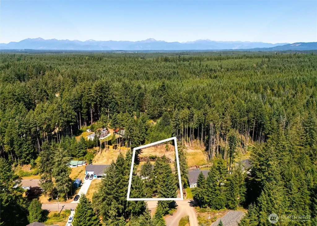 12847 Bear Lake Drive SW Port Orchard WA 98367