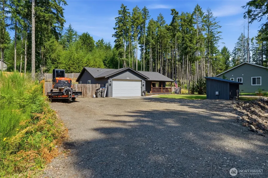 12847 Bear Lake Drive SW Port Orchard WA 98367