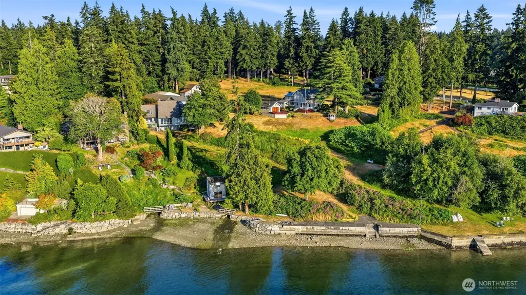 1204 38th Avenue Court Gig Harbor WA 98335