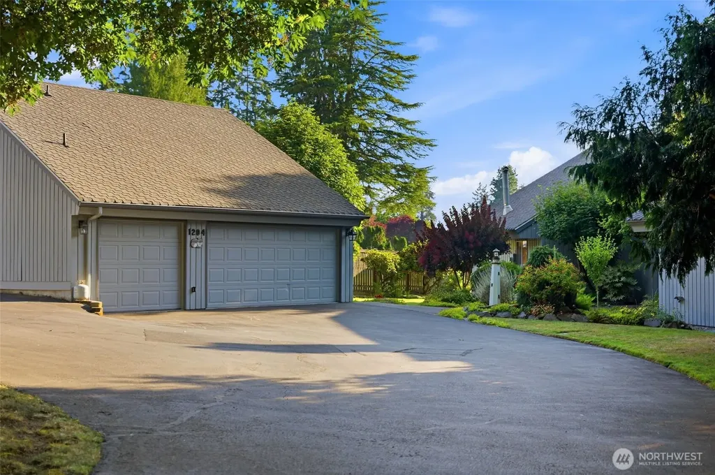 1204 38th Avenue Court Gig Harbor WA 98335