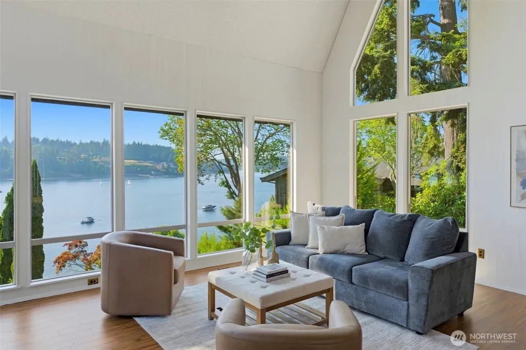 1204 38th Avenue Court Gig Harbor WA 98335