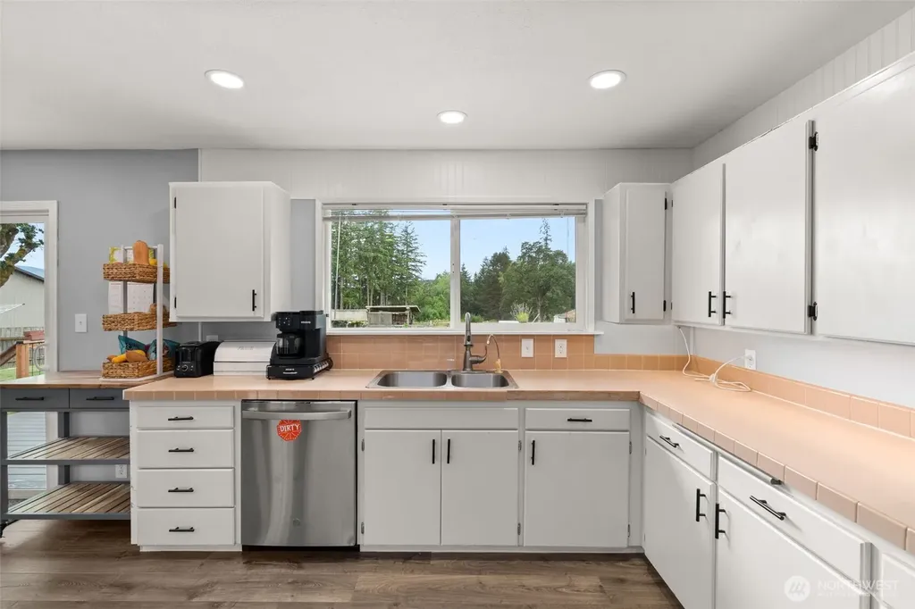 284 Lake Creek Road Chehalis WA 98532