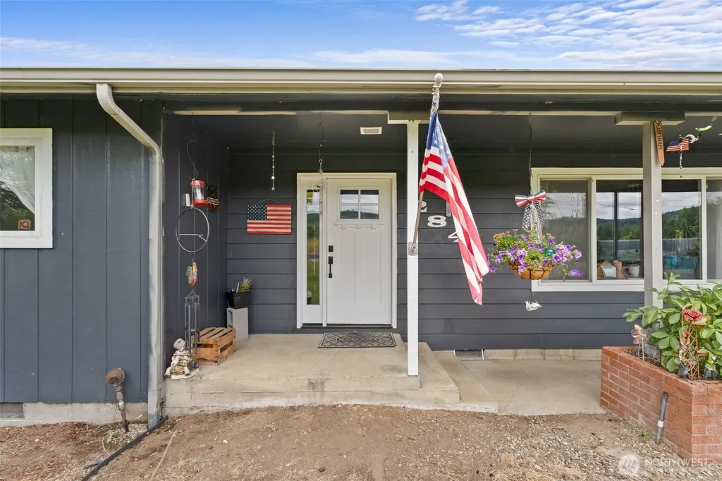 284 Lake Creek Road Chehalis WA 98532