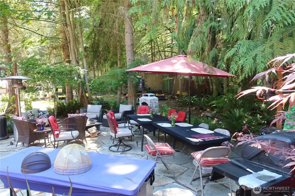 11 Landgrove Lane Sequim WA 98382