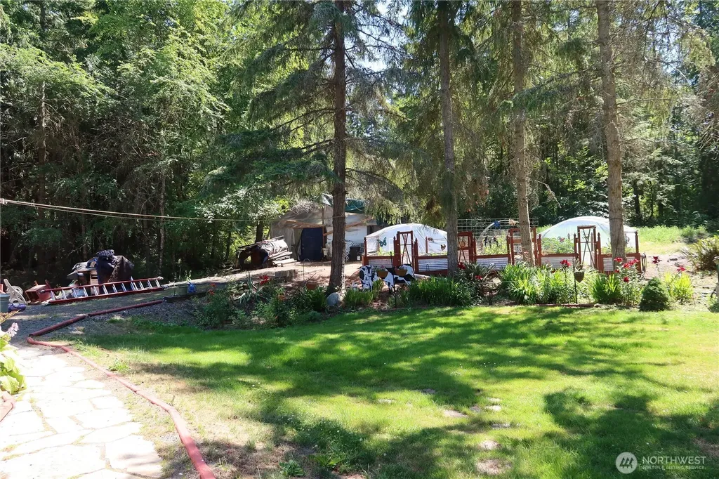 11 Landgrove Lane Sequim WA 98382