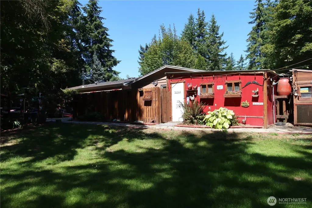 11 Landgrove Lane Sequim WA 98382