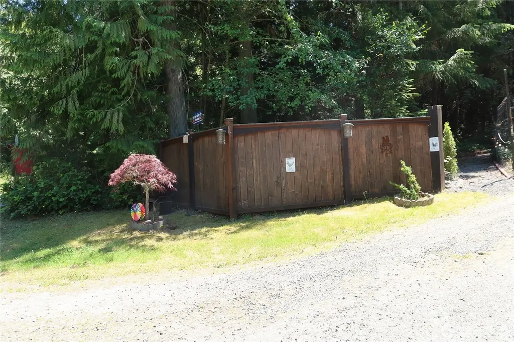 11 Landgrove Lane Sequim WA 98382