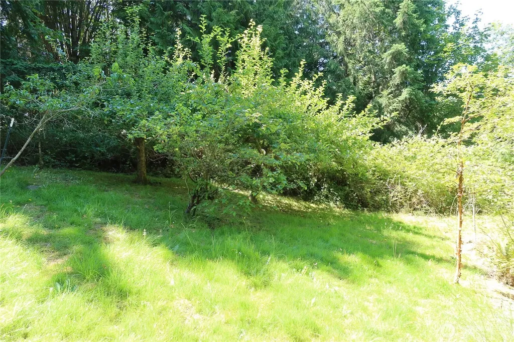 11 Landgrove Lane Sequim WA 98382