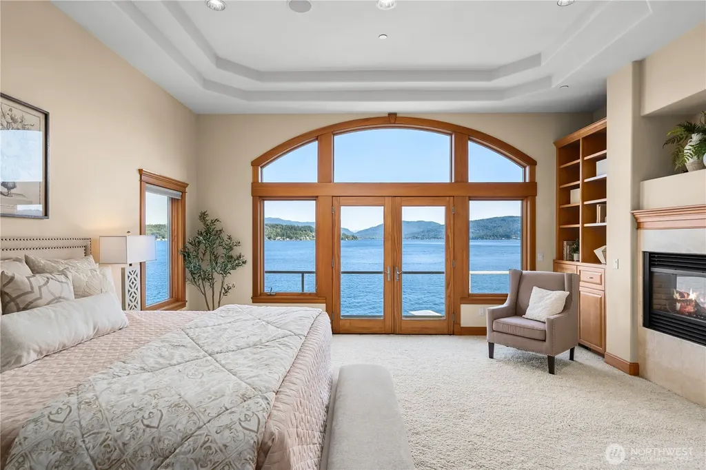 454 W Lake Sammamish Parkway NE Bellevue WA 98008