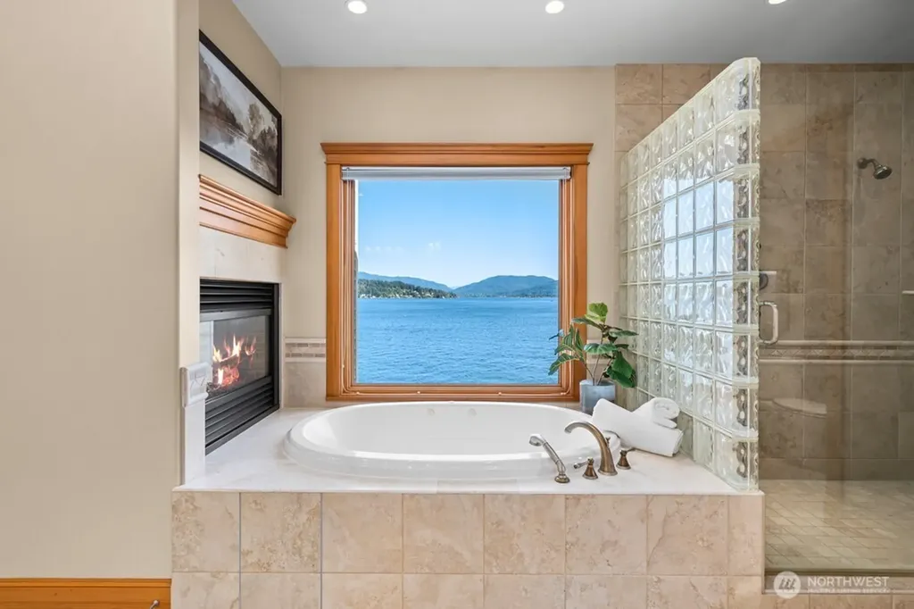 454 W Lake Sammamish Parkway NE Bellevue WA 98008