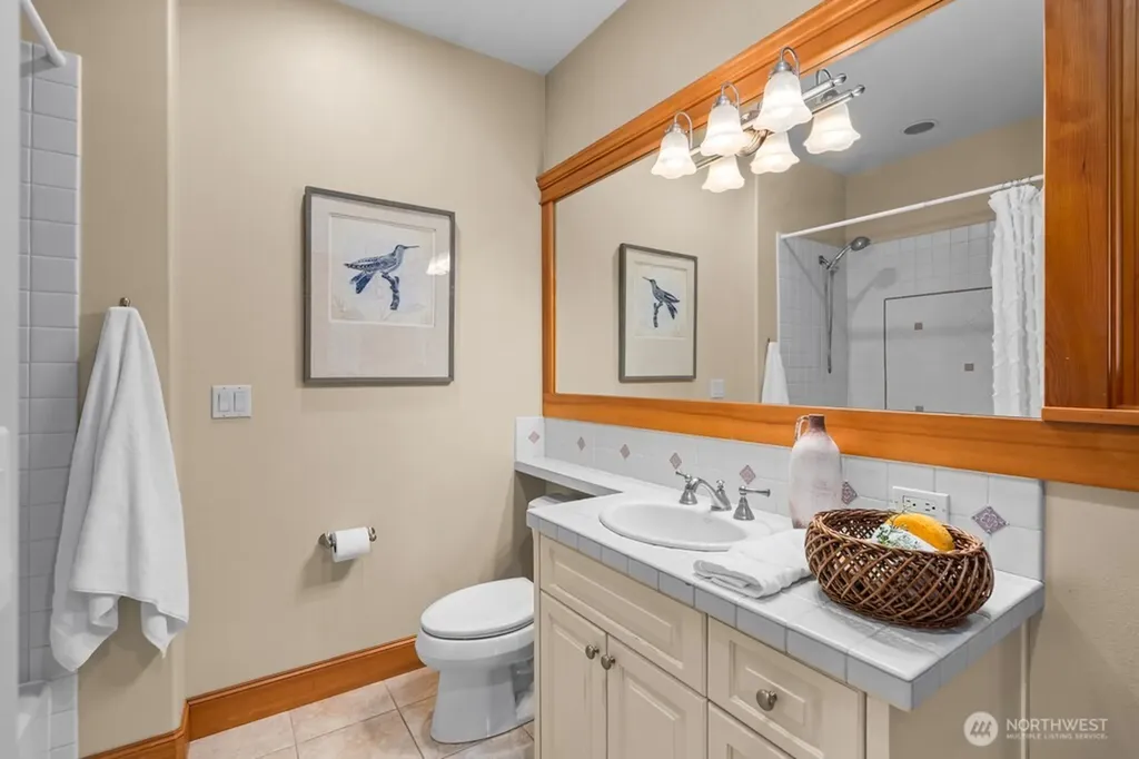 454 W Lake Sammamish Parkway NE Bellevue WA 98008