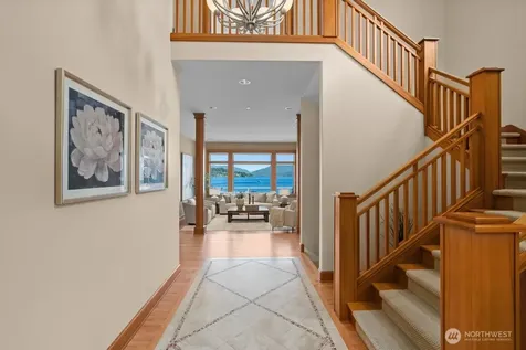 454 W Lake Sammamish Parkway NE Bellevue WA 98008