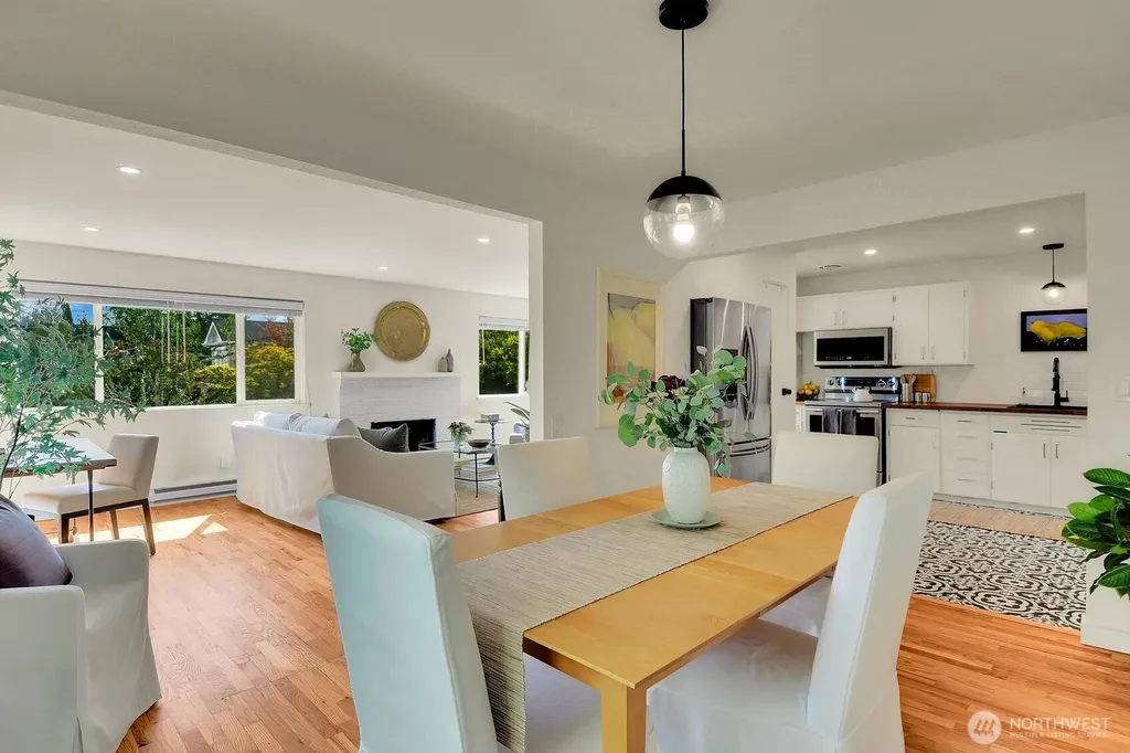 2353 Federal Avenue E Seattle WA 98102