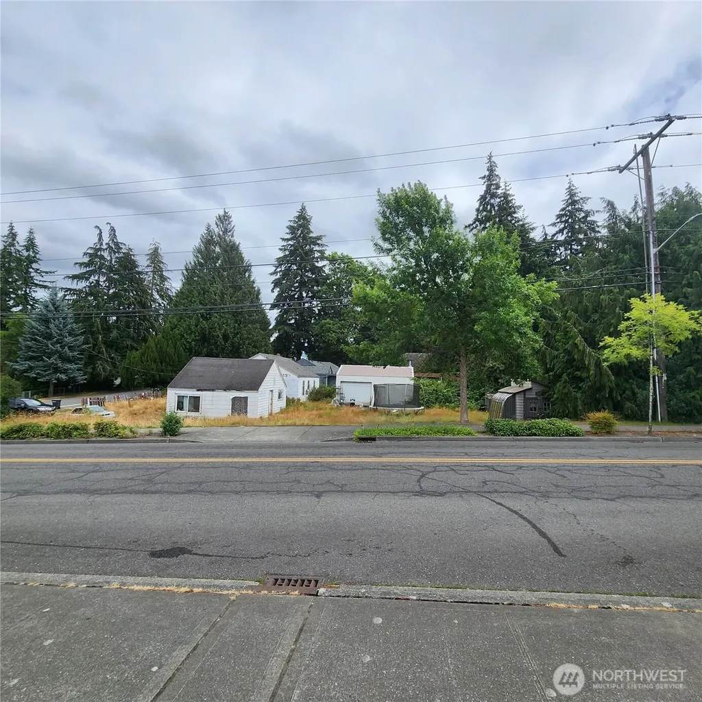 257 SW 131st Street Burien WA 98146