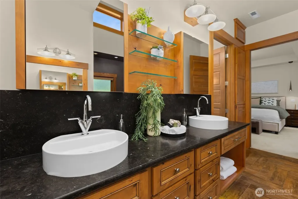 17115 159th Avenue NE Woodinville WA 98072