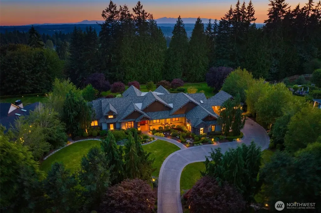 17115 159th Avenue NE Woodinville WA 98072