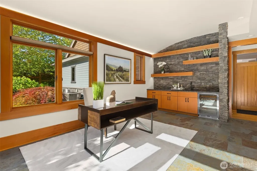 17115 159th Avenue NE Woodinville WA 98072