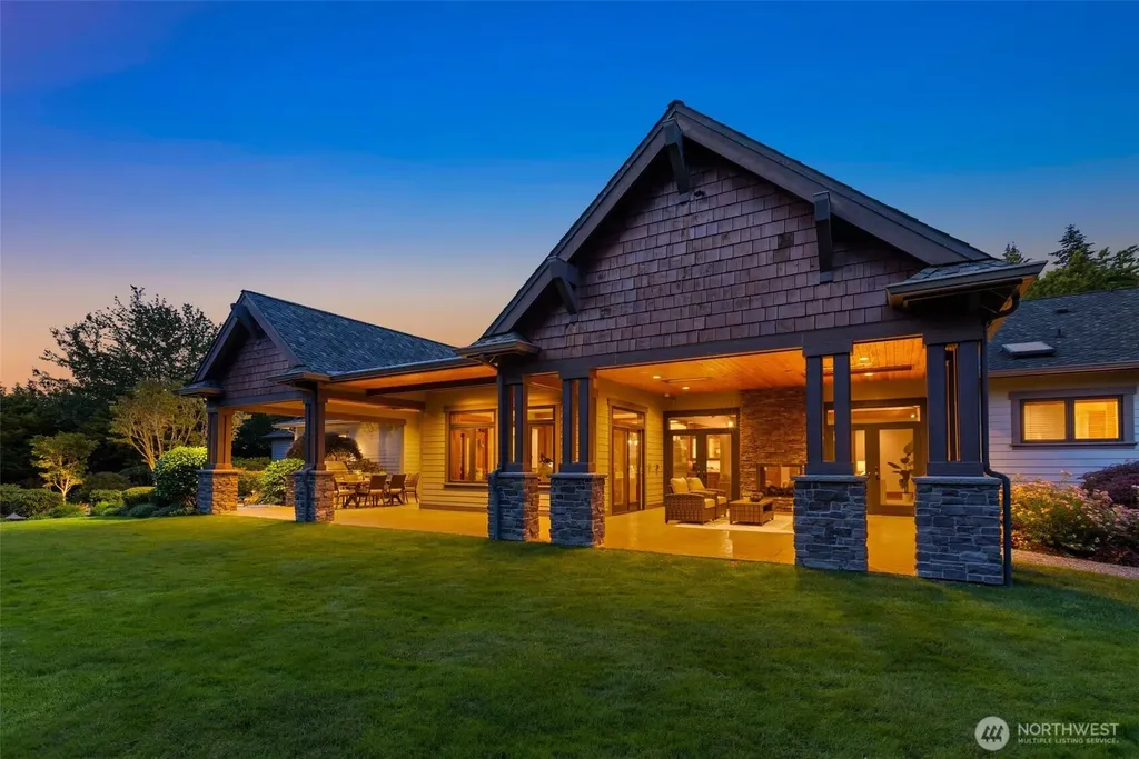 17115 159th Avenue NE Woodinville WA 98072