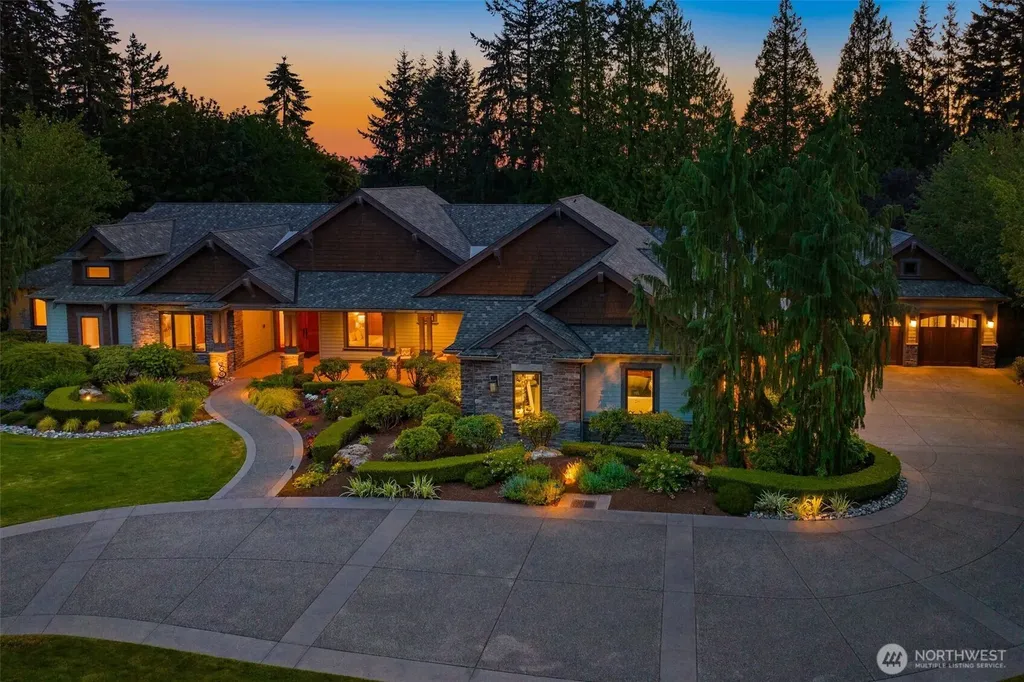 17115 159th Avenue NE Woodinville WA 98072