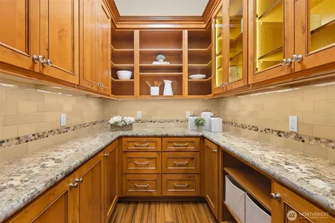 17115 159th Avenue NE Woodinville WA 98072