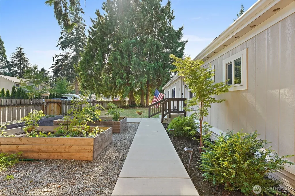 9522 203rd Avenue E Bonney Lake WA 98391