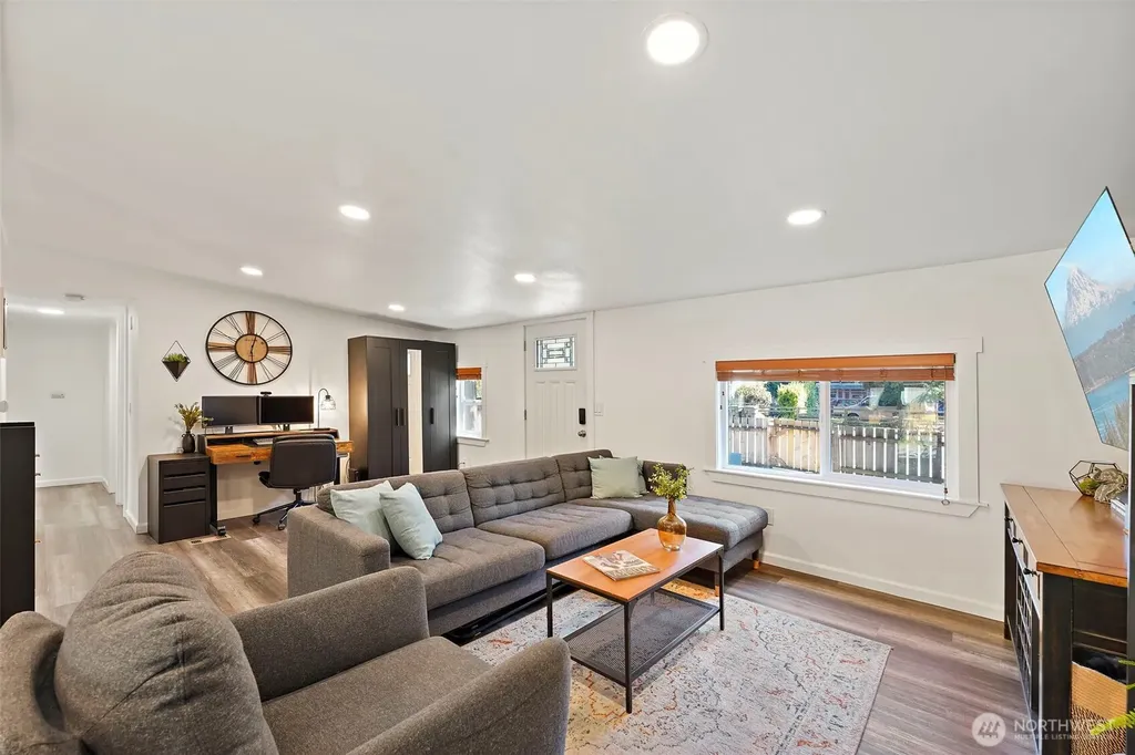 9522 203rd Avenue E Bonney Lake WA 98391