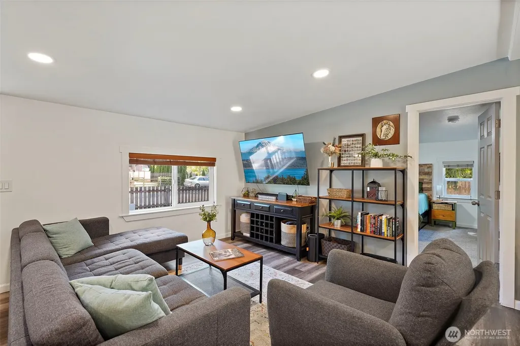 9522 203rd Avenue E Bonney Lake WA 98391