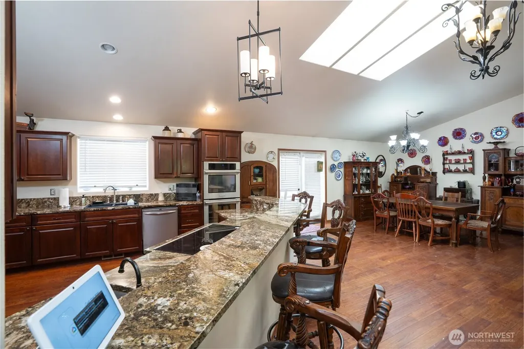 6517 12th Street E Fife WA 98424