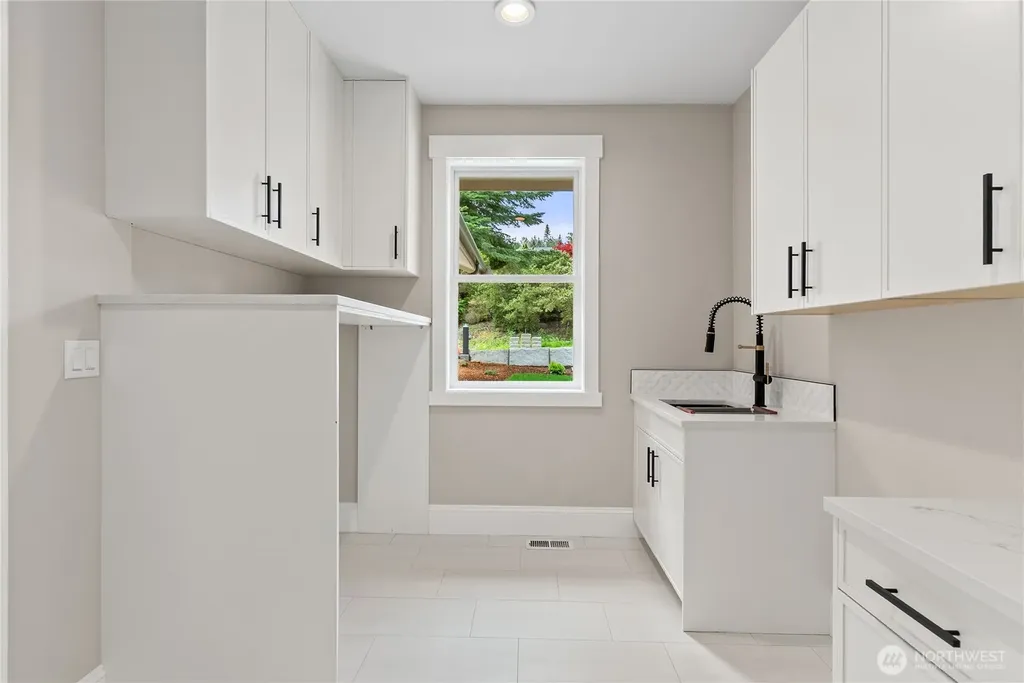 45 Tamerlane Loop Sequim WA 98382